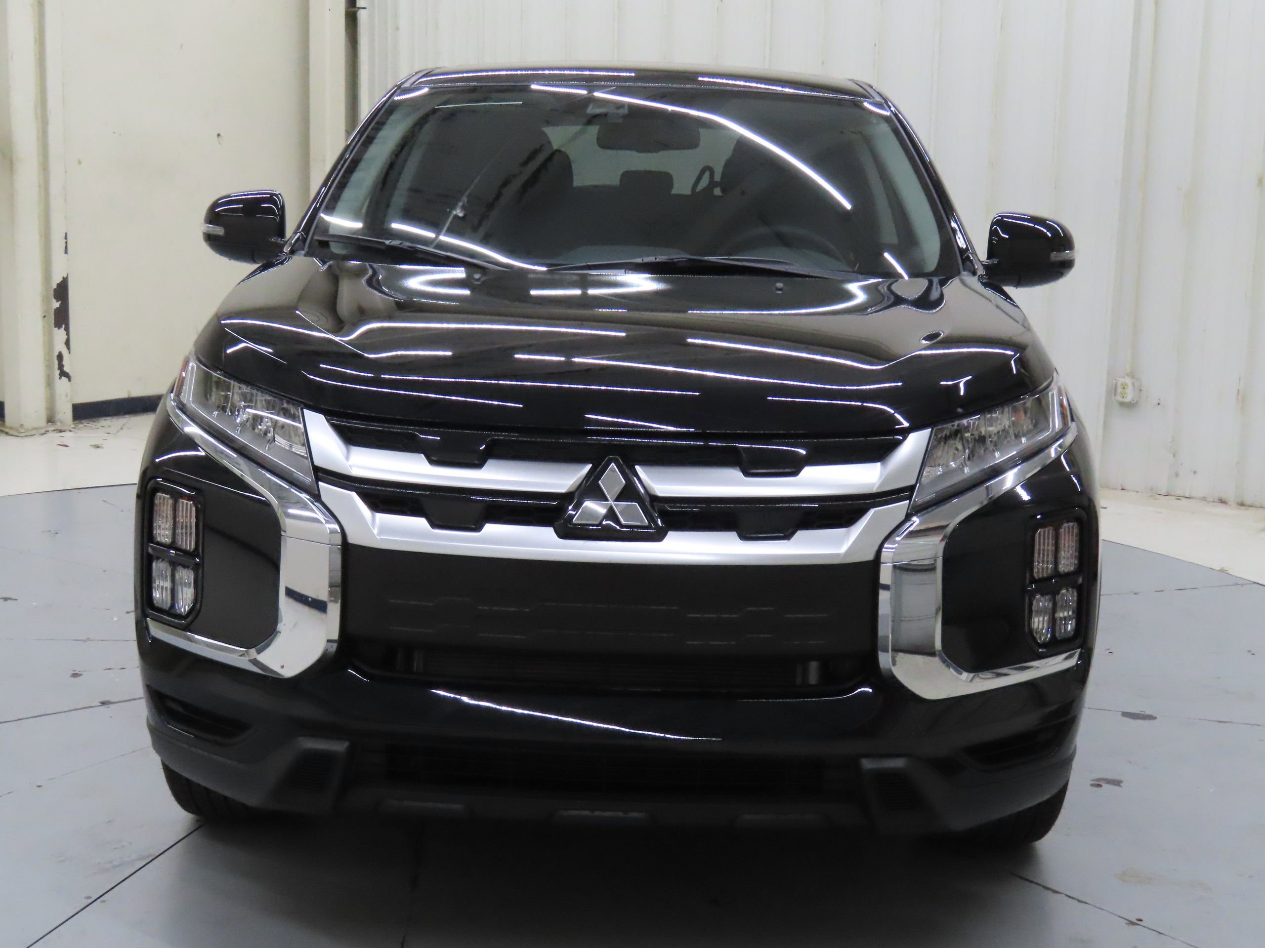 New 2025 Mitsubishi Outlander Sport SE image 8