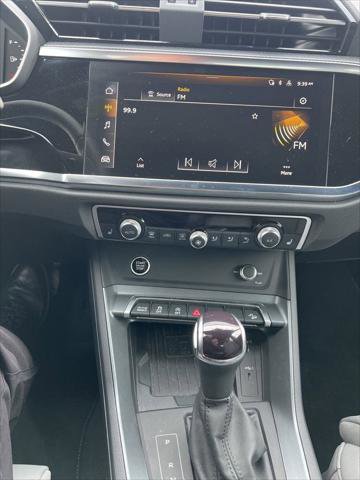 Certified 2025 Audi Q3 2.0T Premium w/ Convenience Package image 13