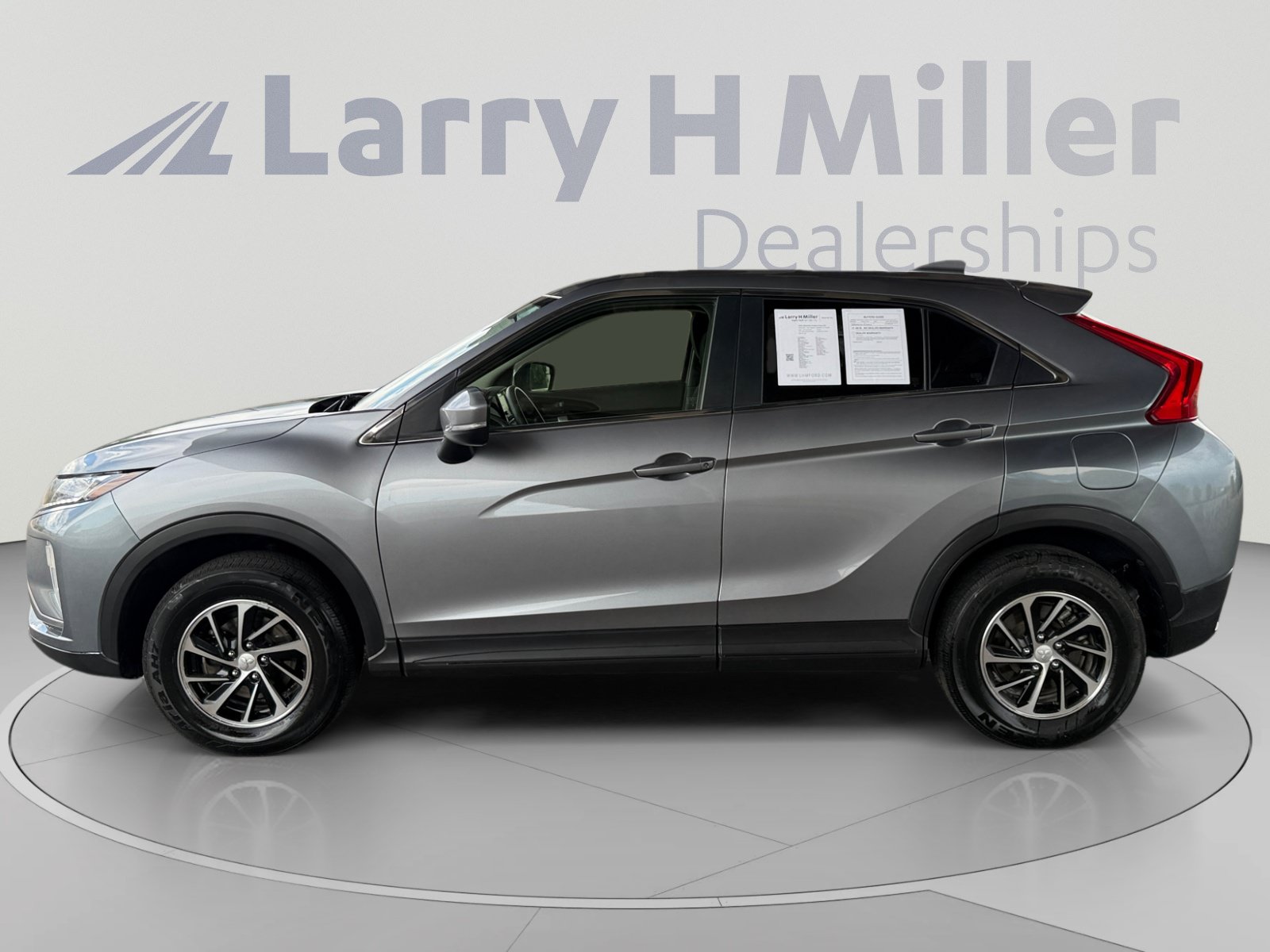 Used 2020 Mitsubishi Eclipse Cross ES AWD/4WD image 2