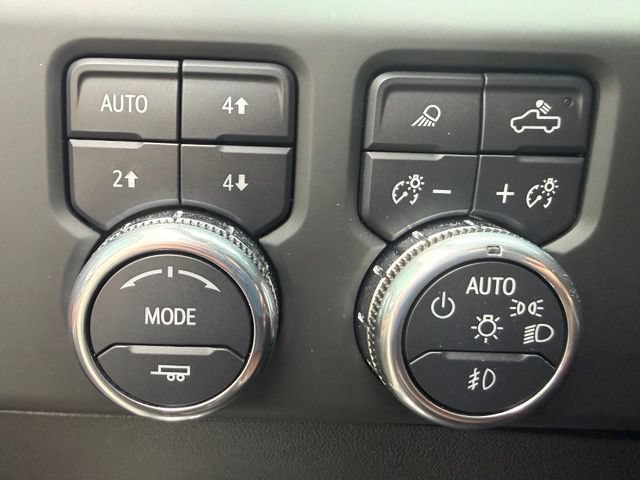 Used 2025 GMC Sierra 3500 Denali Ultimate AWD/4WD image 24