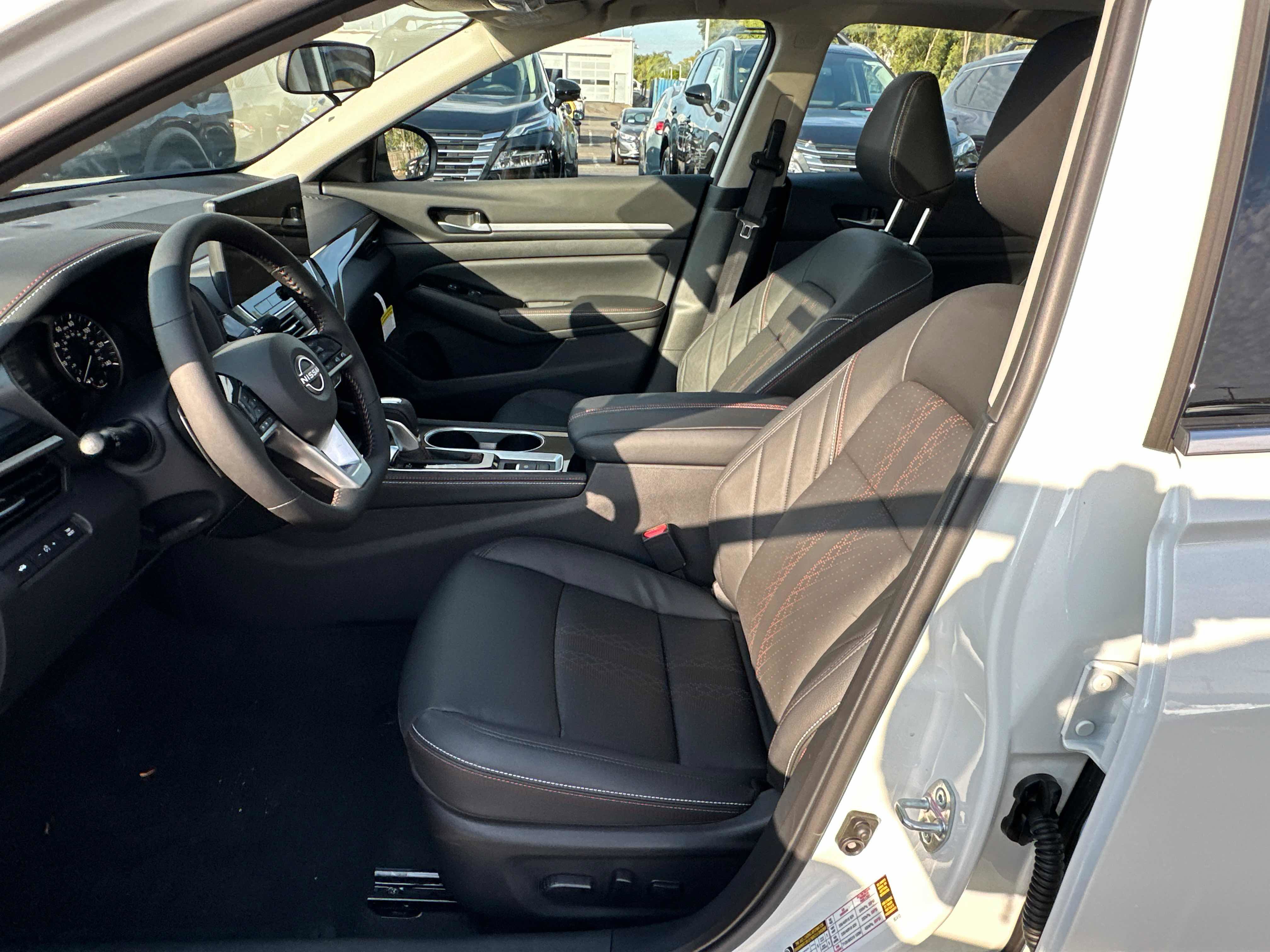 New 2025 Nissan Altima 2.5 SR w/ SR Premium Package image 22