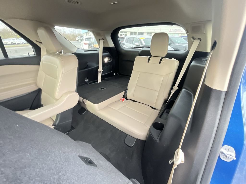 Used 2022 Ford Explorer Limited w/ Equipment Group 301A image 22
