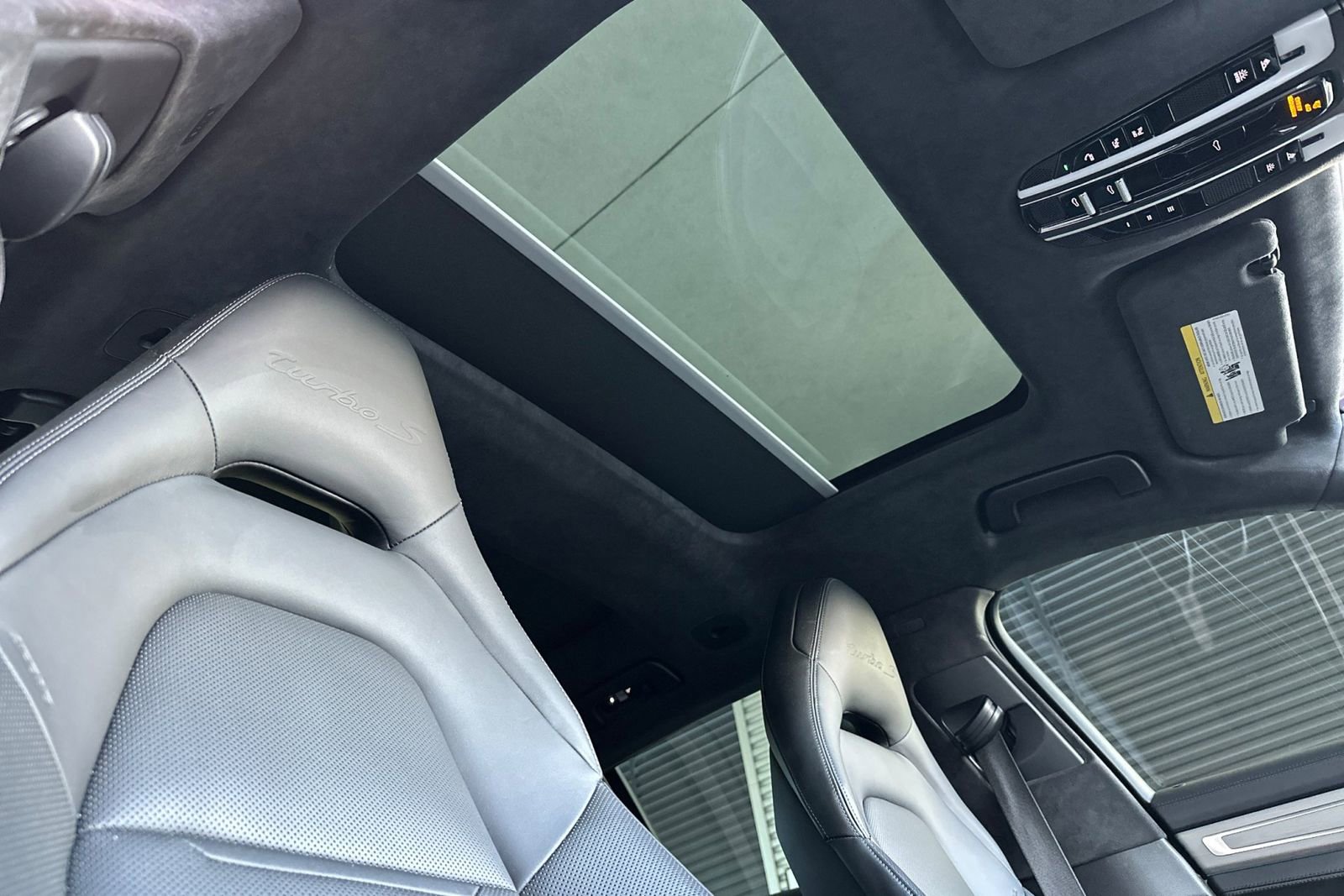 Certified 2022 Porsche Panamera Turbo S image 19