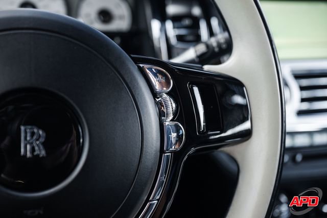 Used 2017 Rolls-Royce Ghost RWD image 78