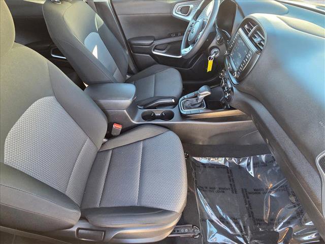 Used 2020 Kia Soul LX image 19