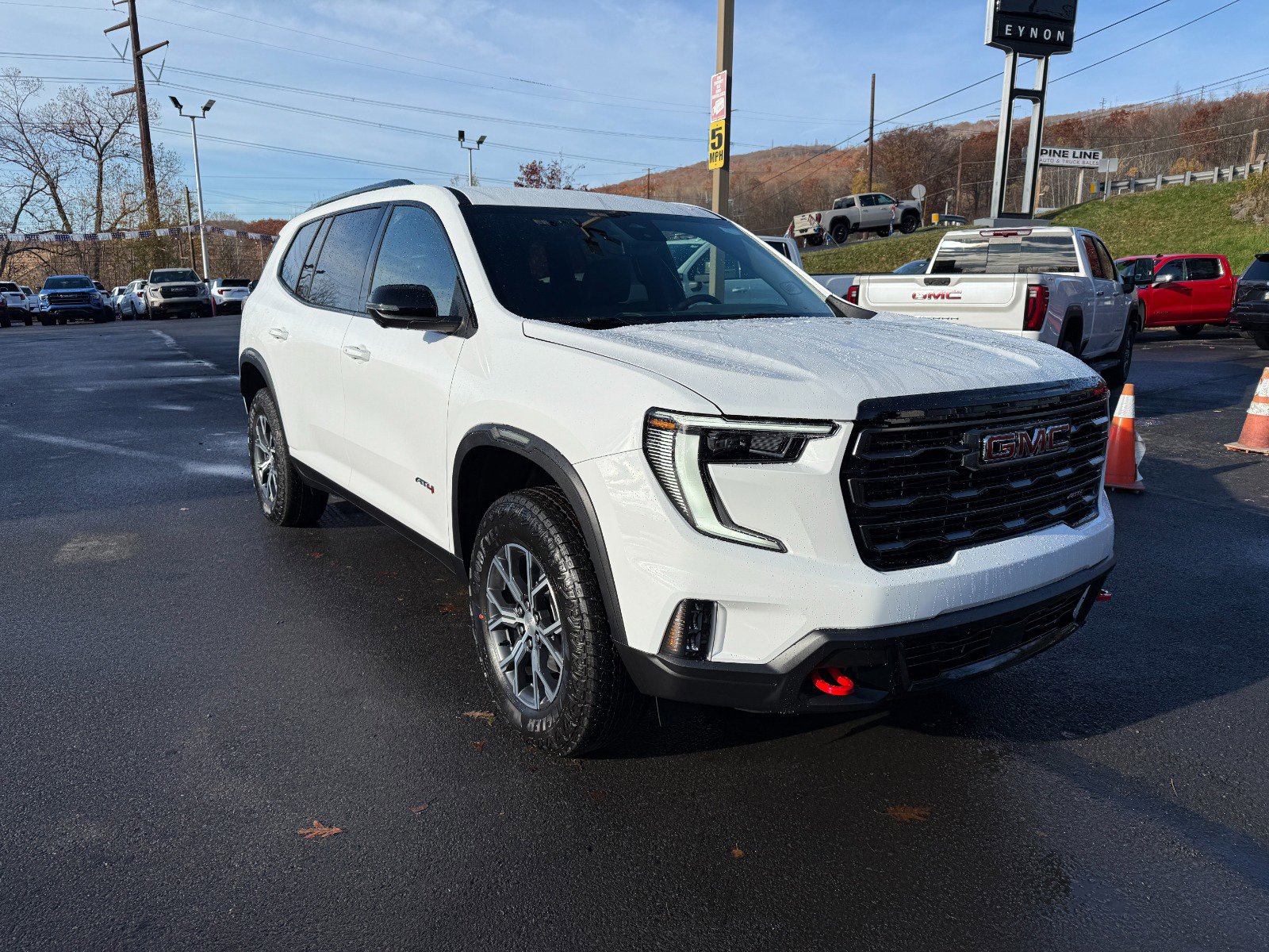 New 2026 GMC Acadia AT4 image 7