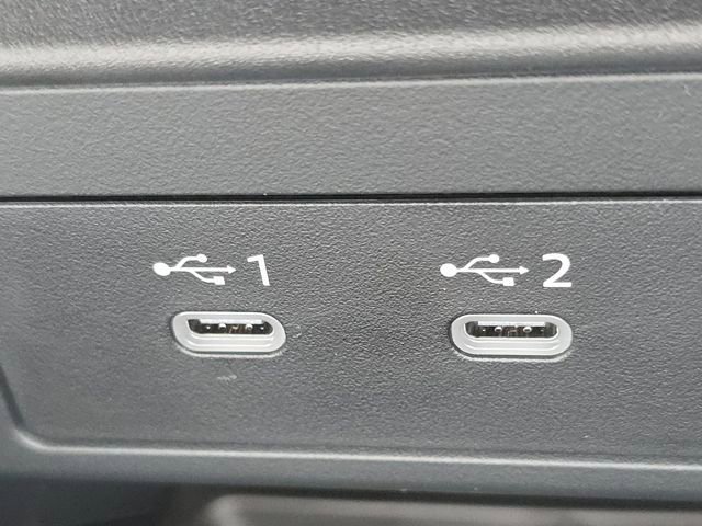 New 2025 Nissan Armada SL w/ Captain's Chari Seat Package image 27