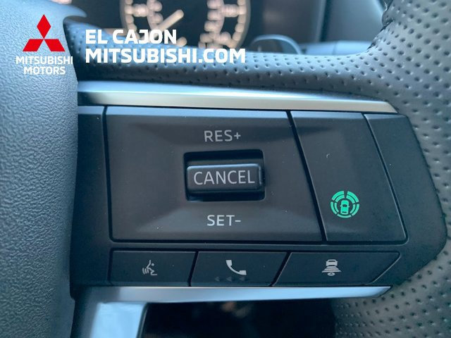 New 2026 Mitsubishi Outlander AWD image 18