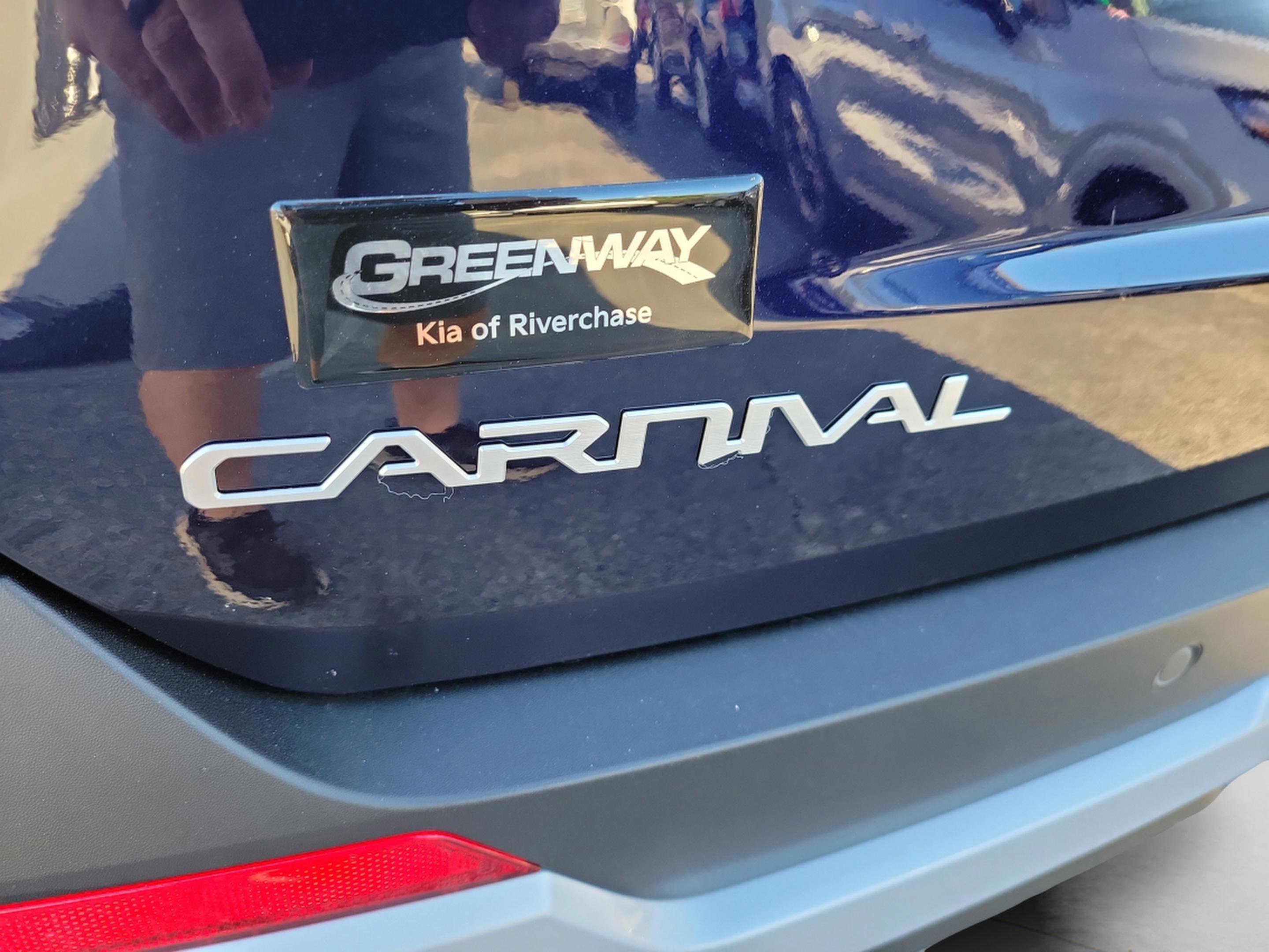New 2026 Kia Carnival EX image 34