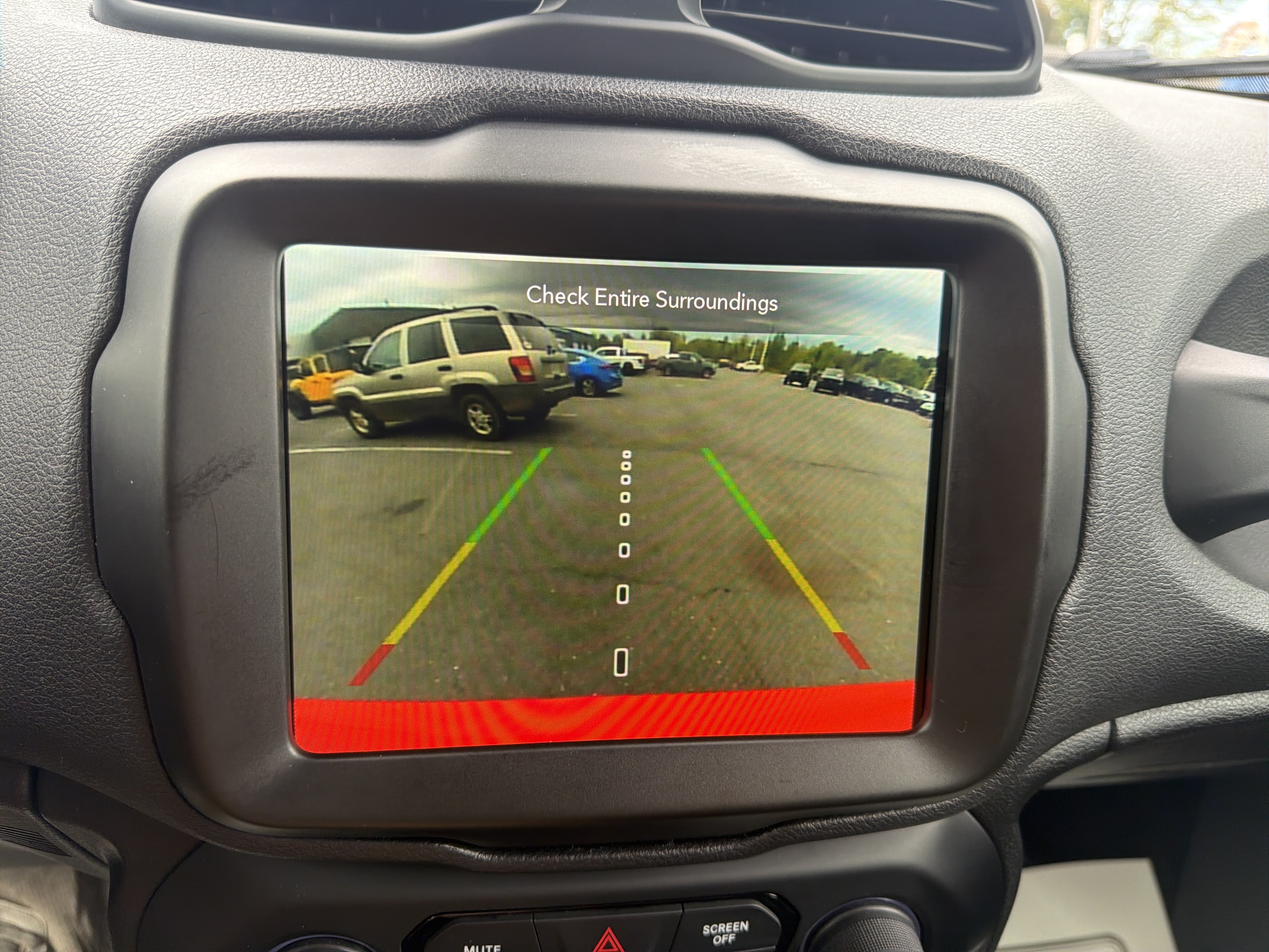 Used 2023 Jeep Renegade Latitude AWD/4WD image 26