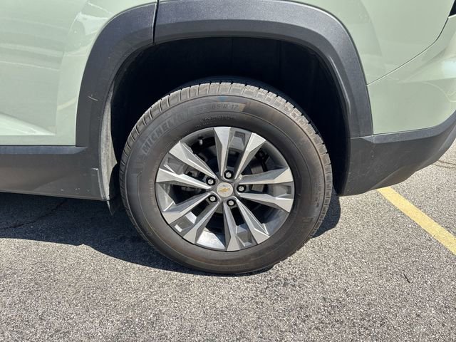 Used 2025 Chevrolet Equinox LT w/ Safety and Technology Package image 31