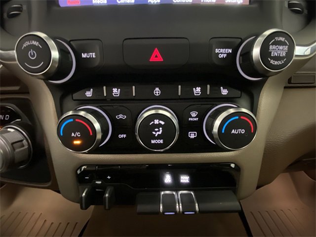 Used 2019 RAM 1500 Laramie image 18