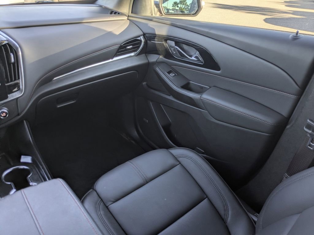 Certified 2023 Chevrolet Traverse RS image 22