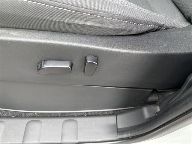 Used 2022 Nissan Frontier SV w/ Technology Package image 13