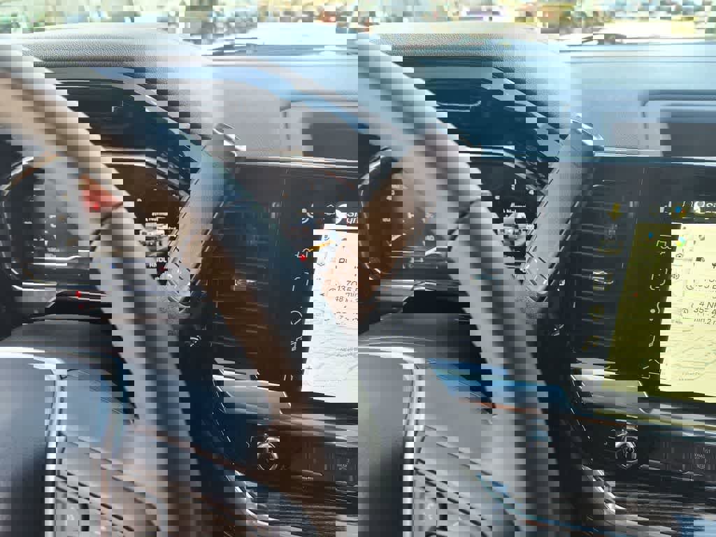 Used 2025 GMC Sierra 3500 SLE w/ SLE Value Package image 20