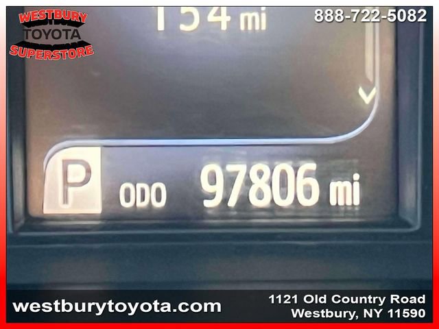 Used 2016 Toyota Camry SE w/ Moonroof Package FWD image 24