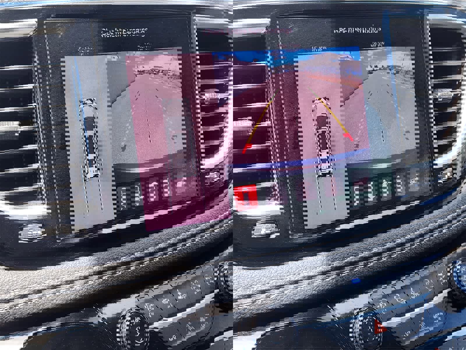 Used 2021 Chrysler Pacifica Limited w/ Premium & Safety Sphere Group image 17