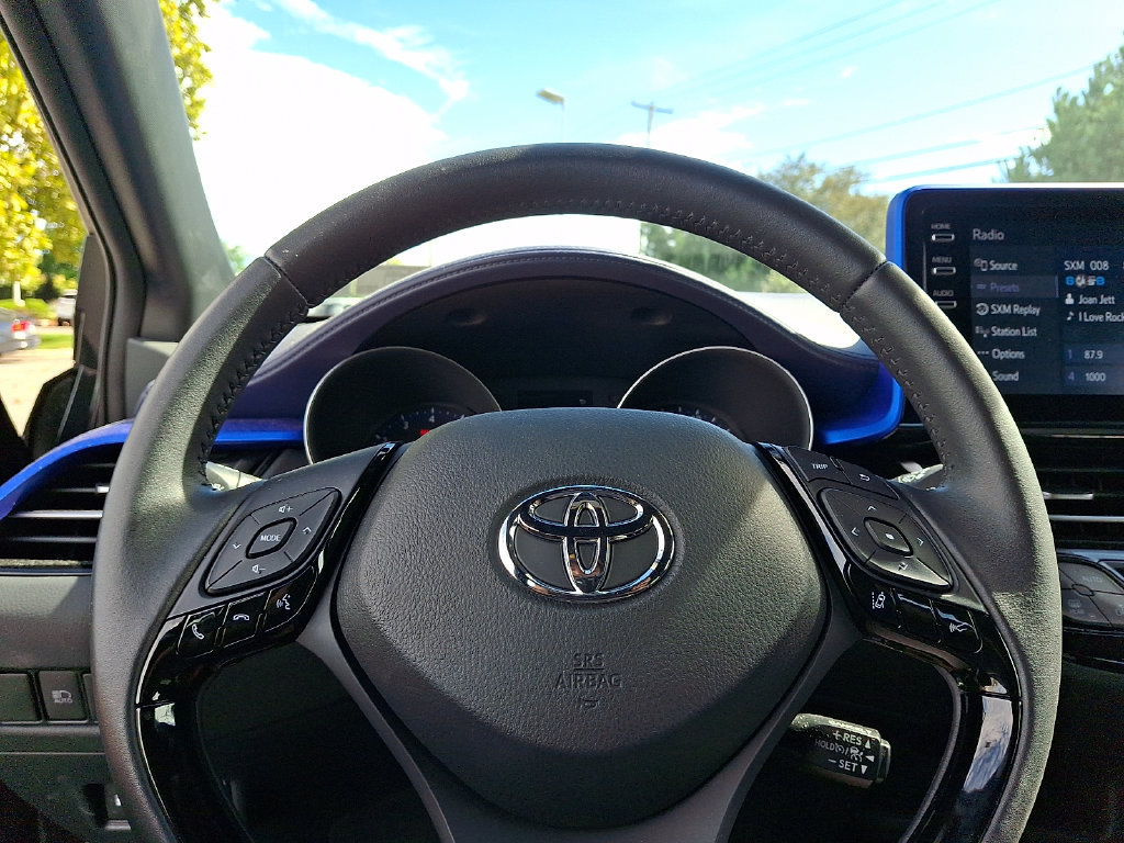 Used 2021 Toyota C-HR XLE FWD image 18