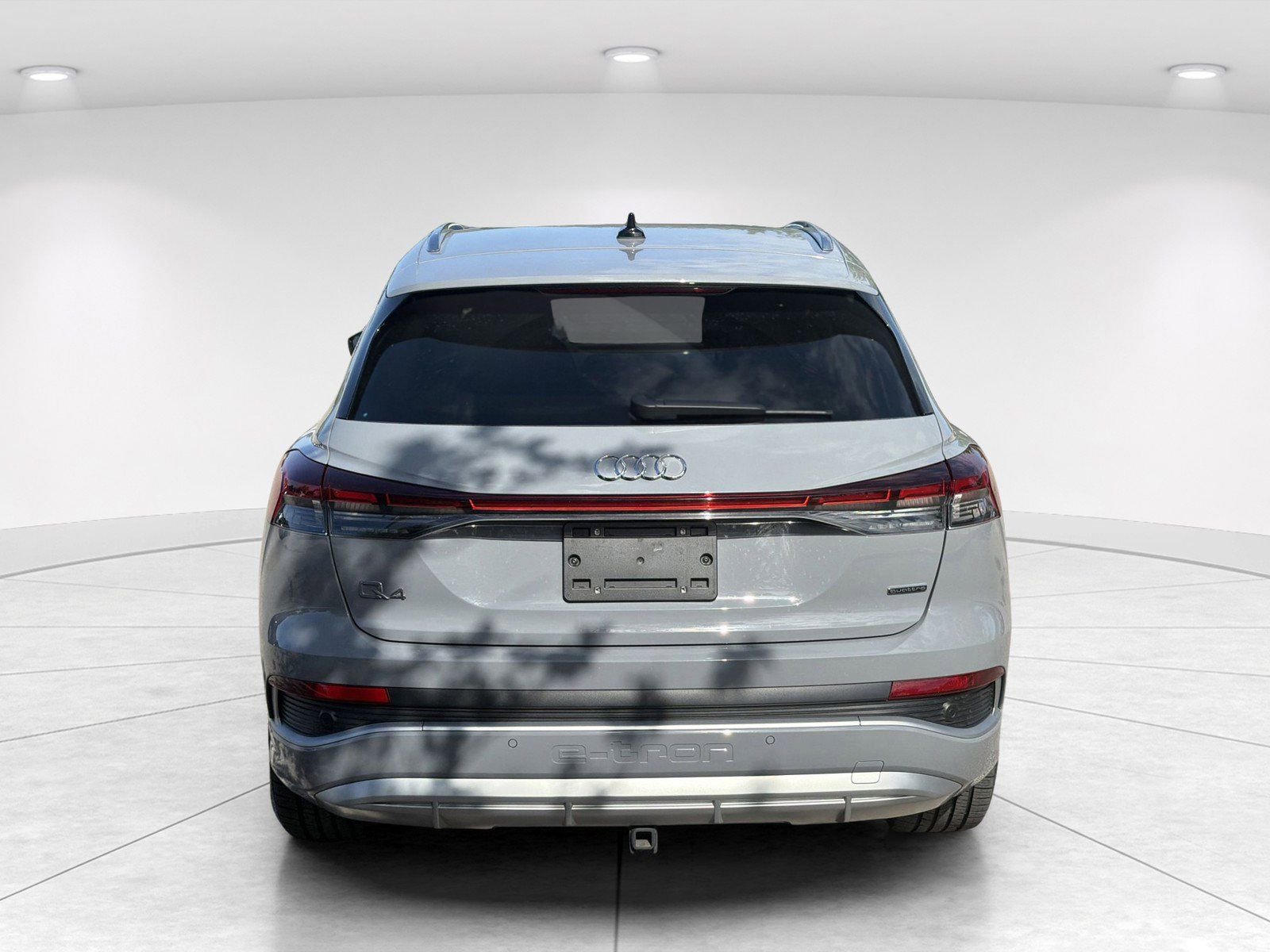 Used 2024 Audi Q4 e-tron Premium AWD/4WD image 5