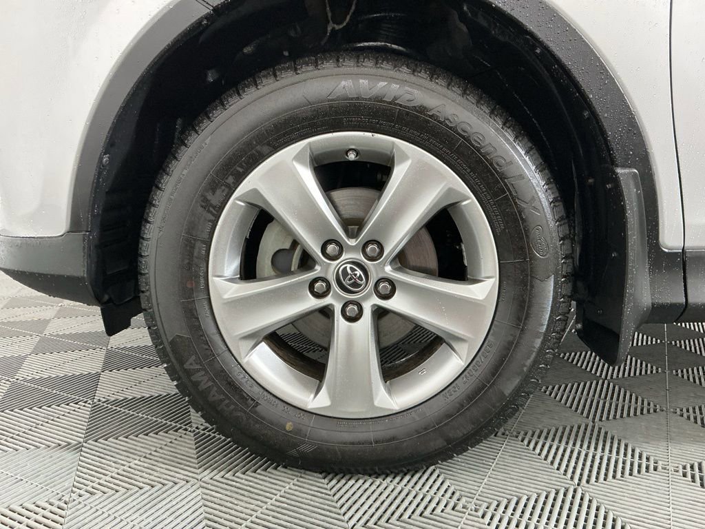 Used 2015 Toyota RAV4 XLE FWD image 31