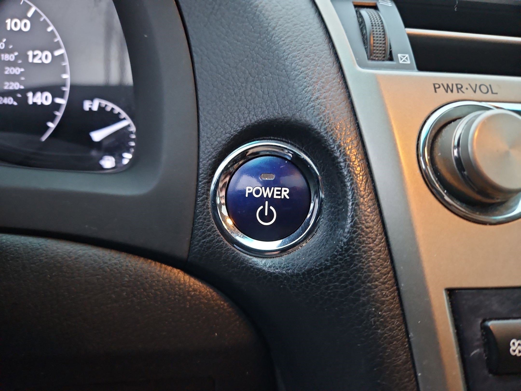 Used 2015 Lexus RX 450h AWD image 22