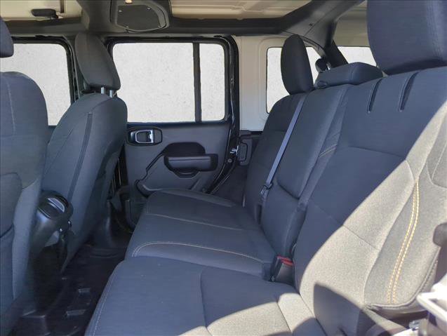 Used 2025 Jeep Wrangler Willys image 14