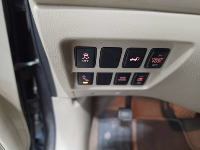Used 2015 Nissan Pathfinder SL w/ SL Premium Package AWD/4WD image 15