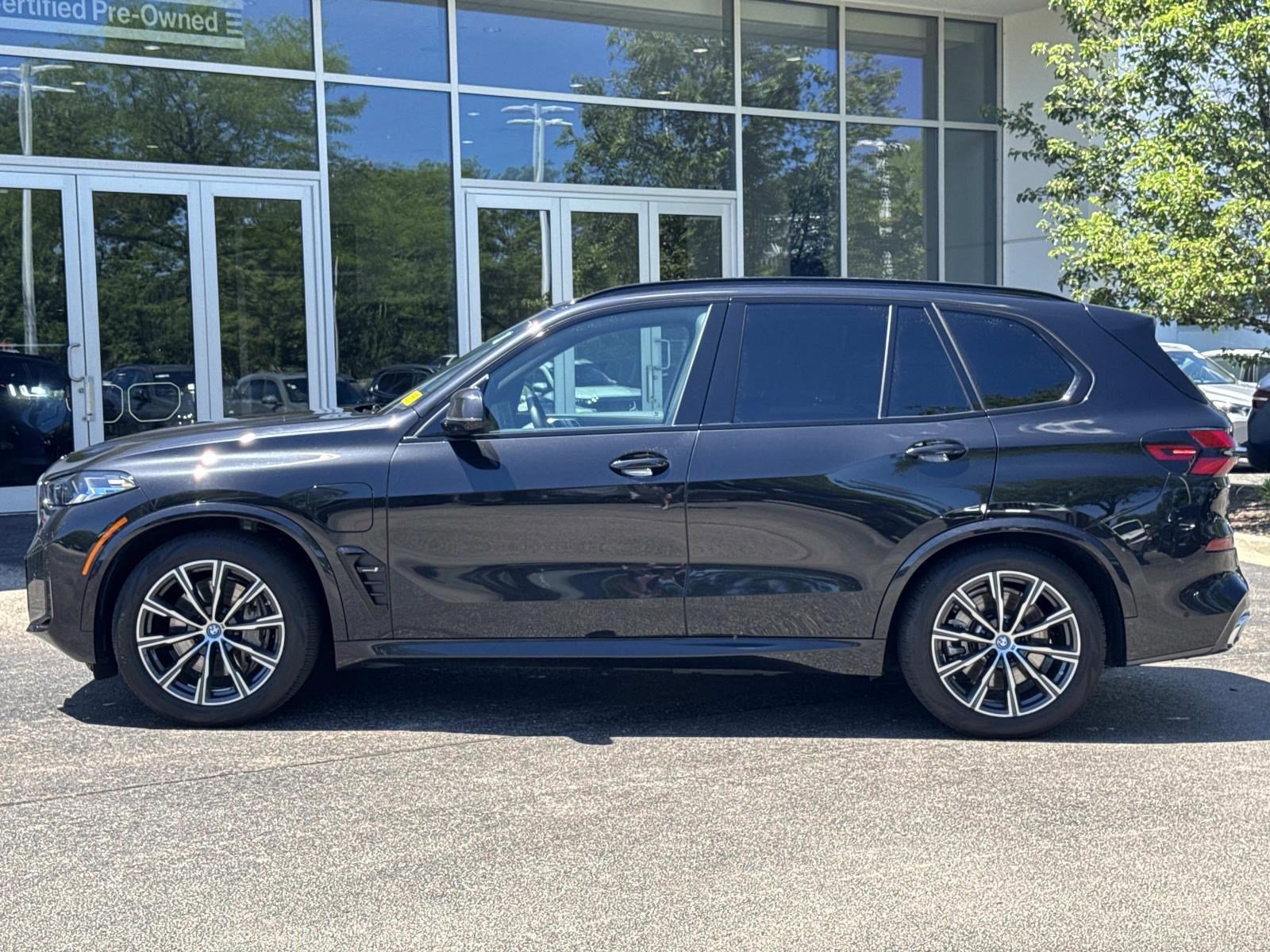 Certified 2024 BMW X5 xDrive50e w/ M Sport Package AWD/4WD image 8