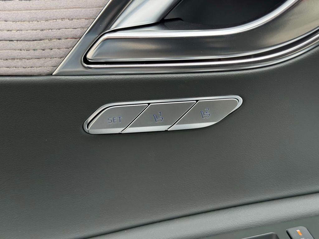 New 2026 Genesis GV80 2.5T Select image 28