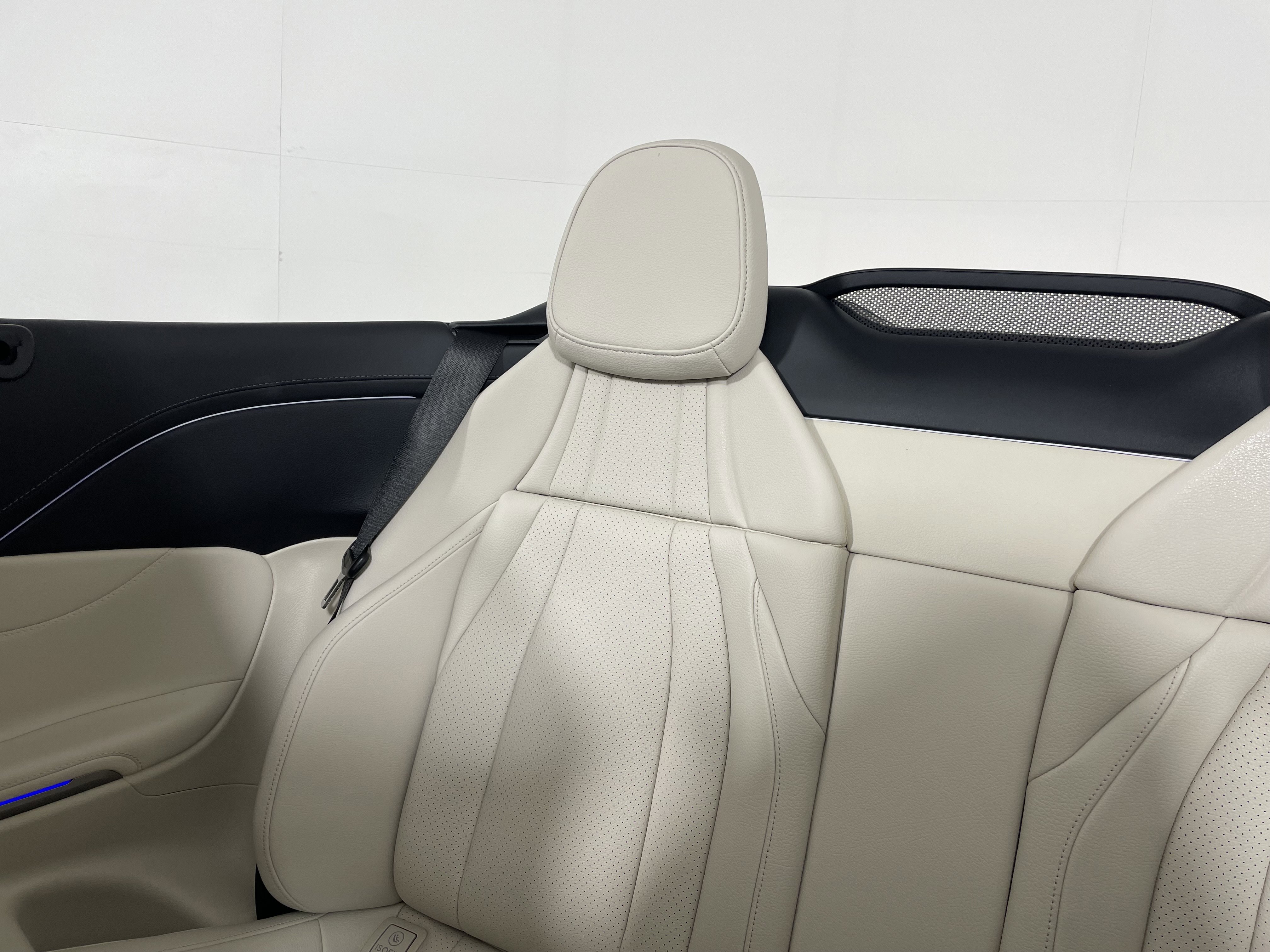 Certified 2026 Mercedes-Benz CLE 300 4MATIC Cabriolet image 15