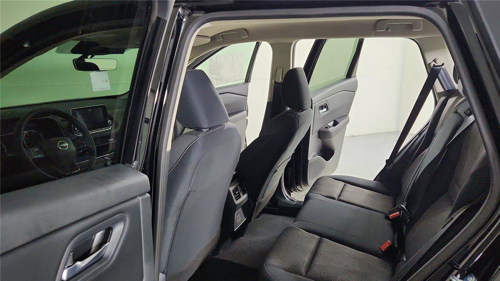 New 2026 Nissan Rogue SV w/ Cold Weather Package image 22