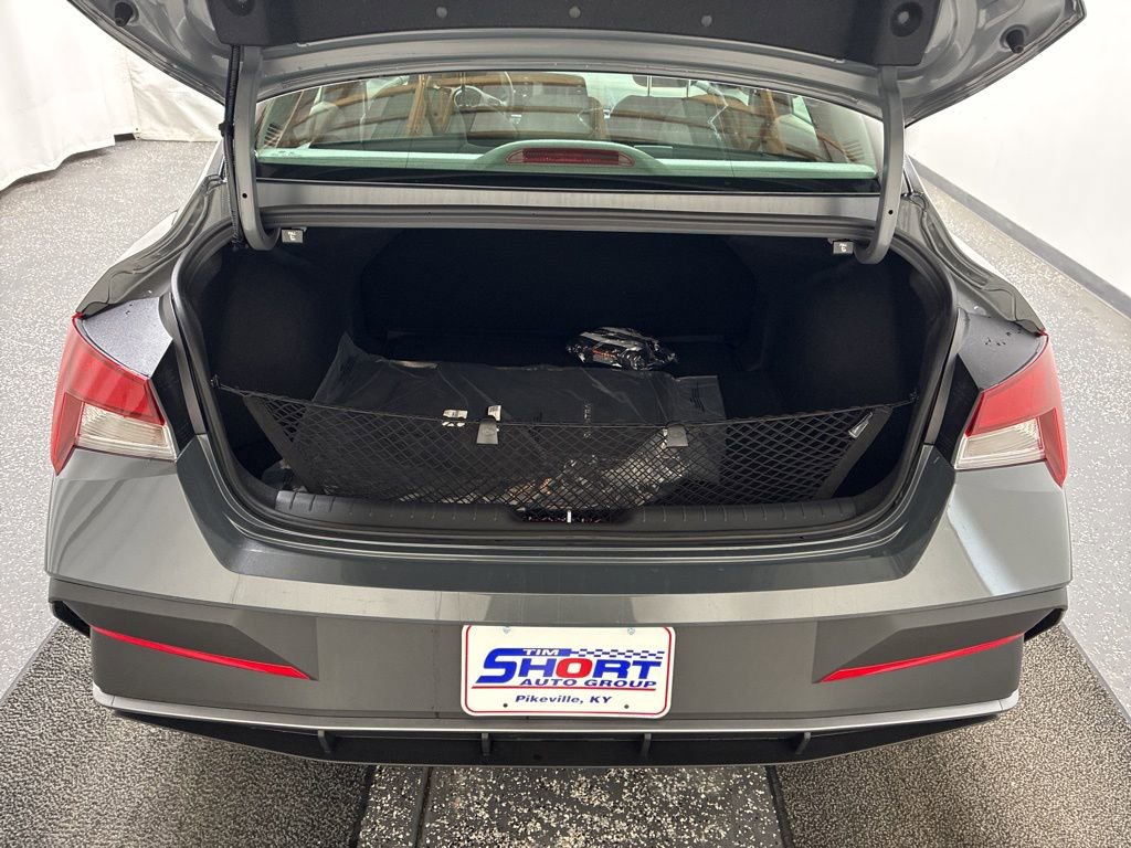 New 2026 Hyundai Elantra Sport FWD image 6