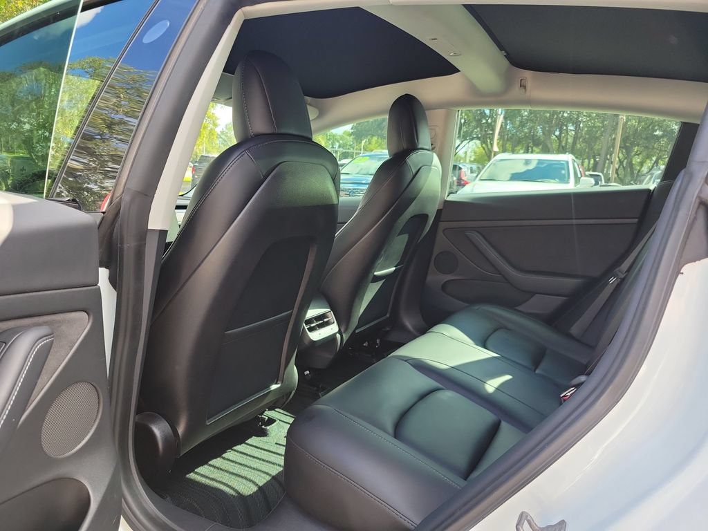 Used 2021 Tesla Model 3 Standard Range Plus RWD image 11