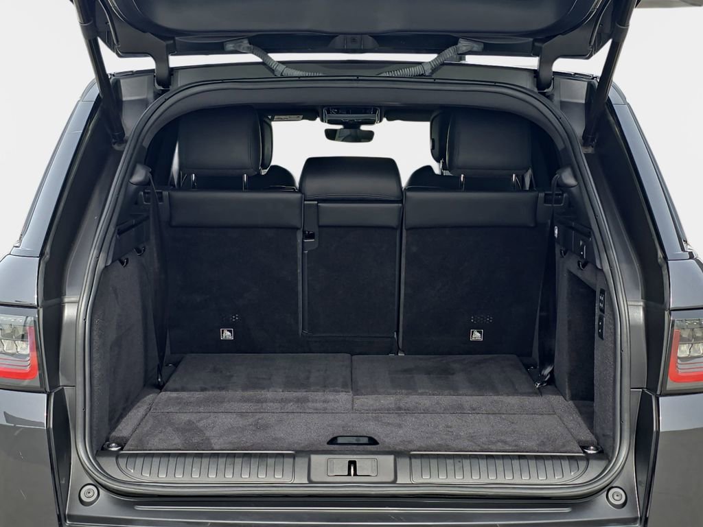 Used 2020 Land Rover Range Rover Sport HSE Dynamic image 14