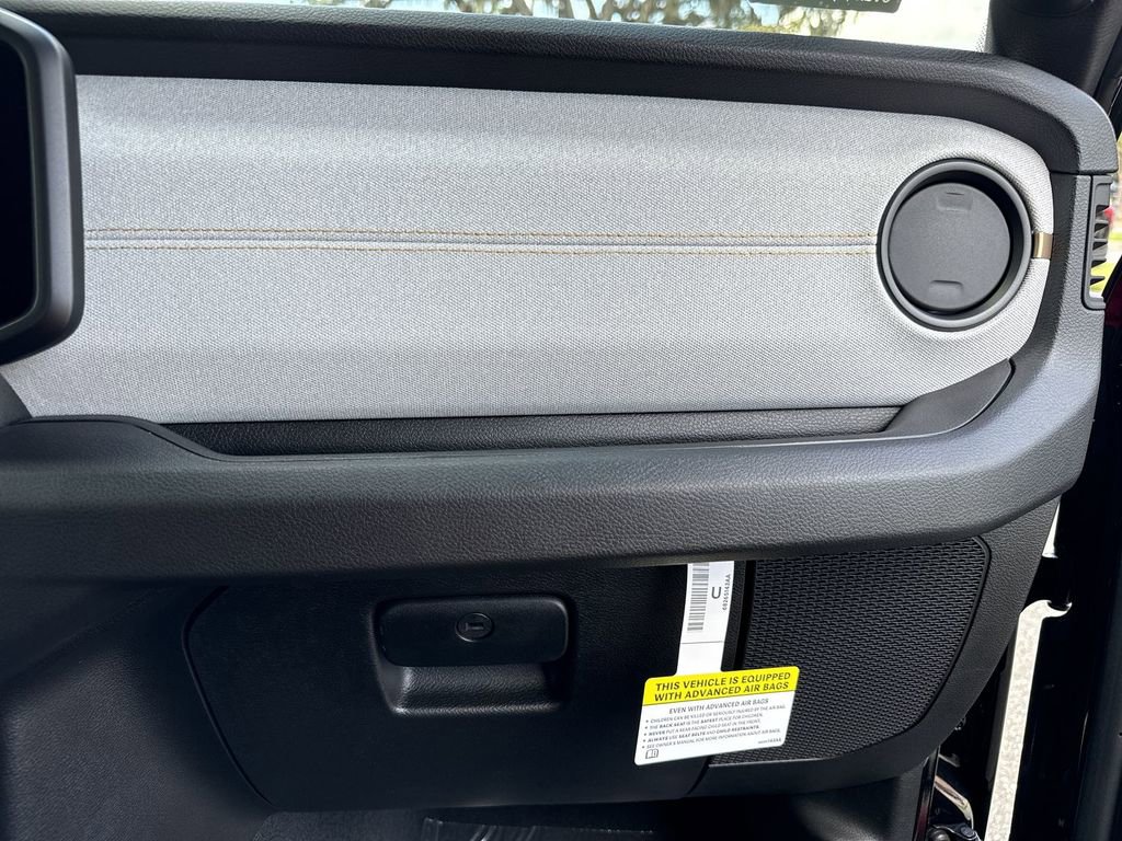 New 2025 Jeep Gladiator Sport image 32