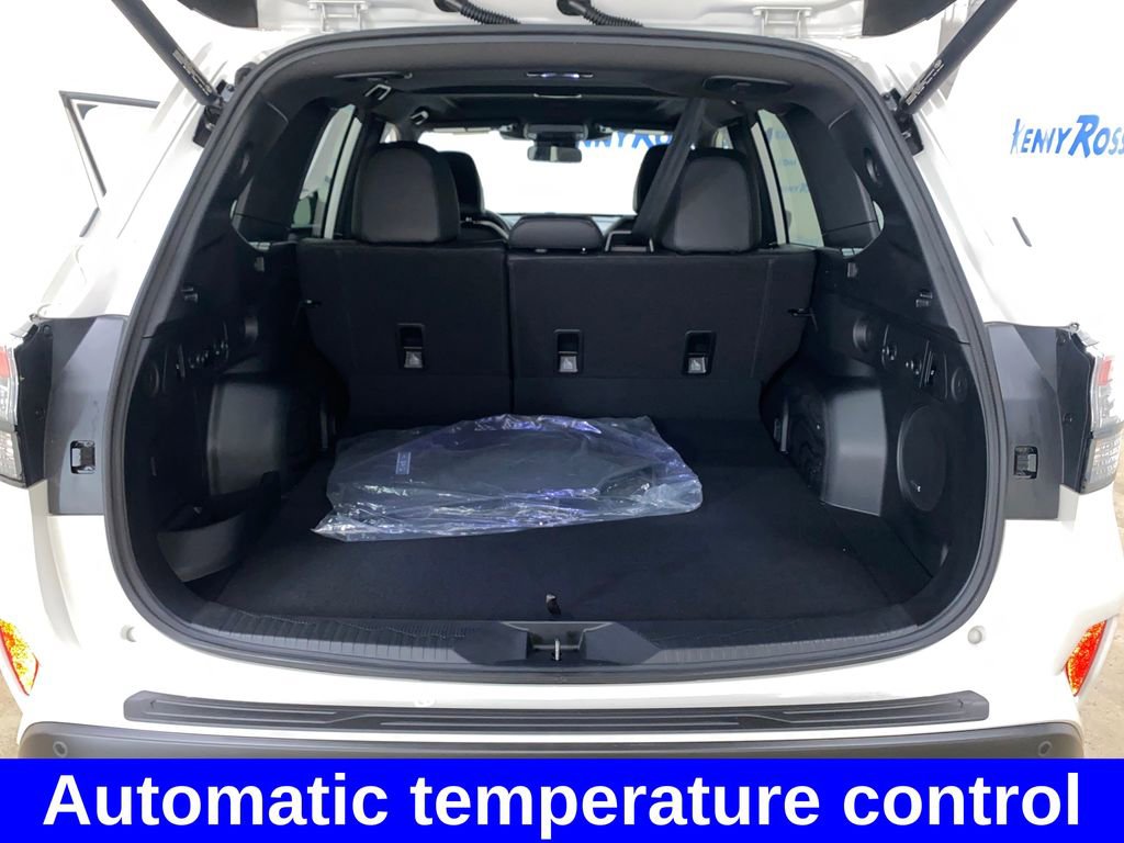 Used 2025 Subaru Forester Limited image 18