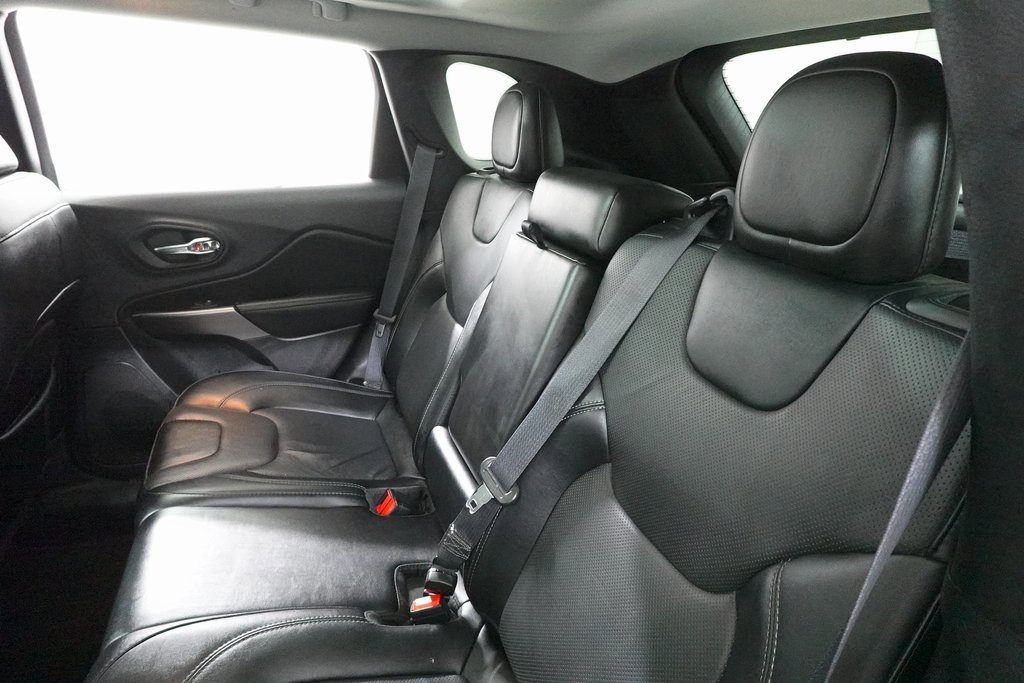 Used 2022 Jeep Cherokee Limited image 25