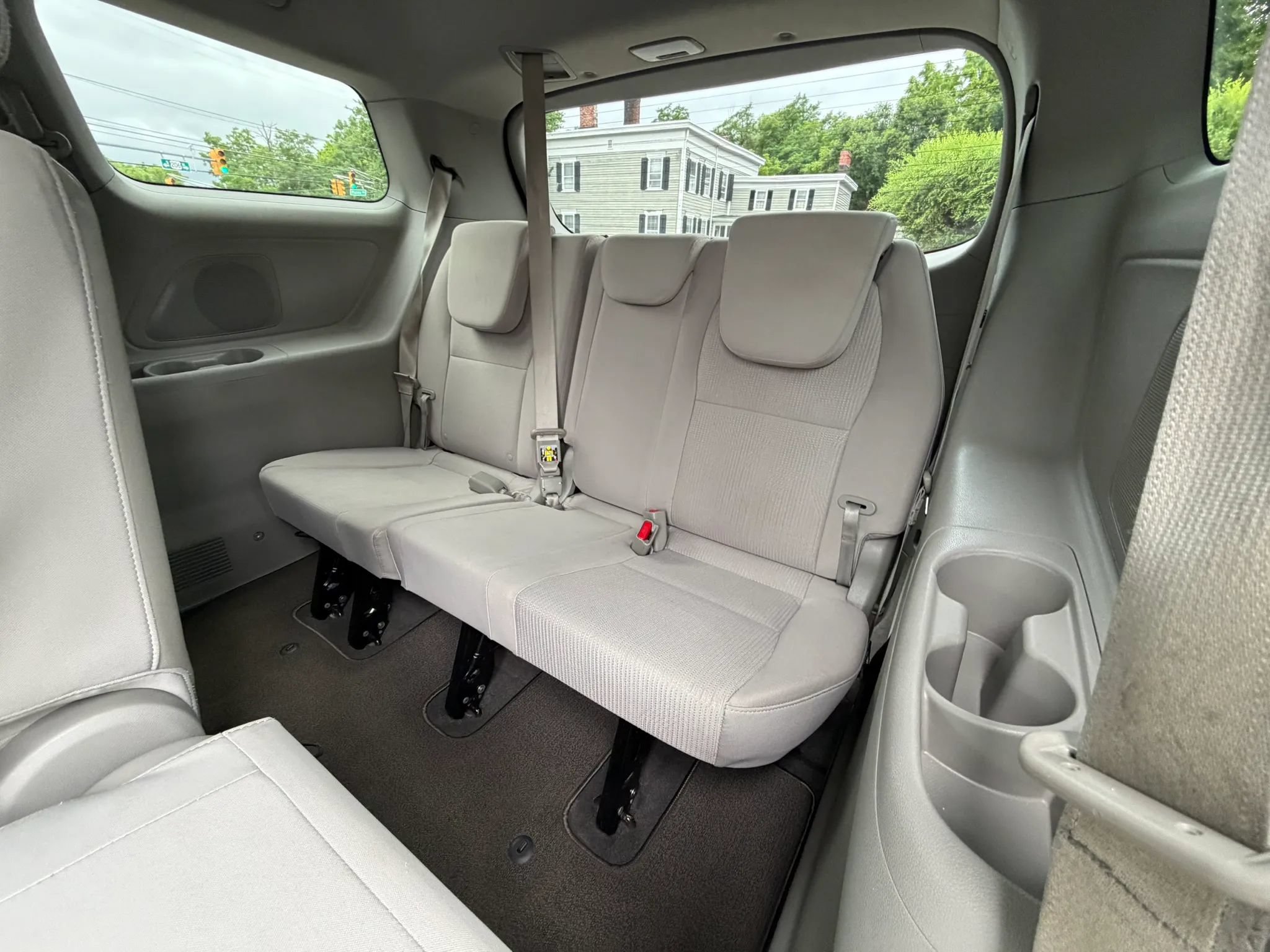 Used 2019 Kia Sedona LX FWD image 19