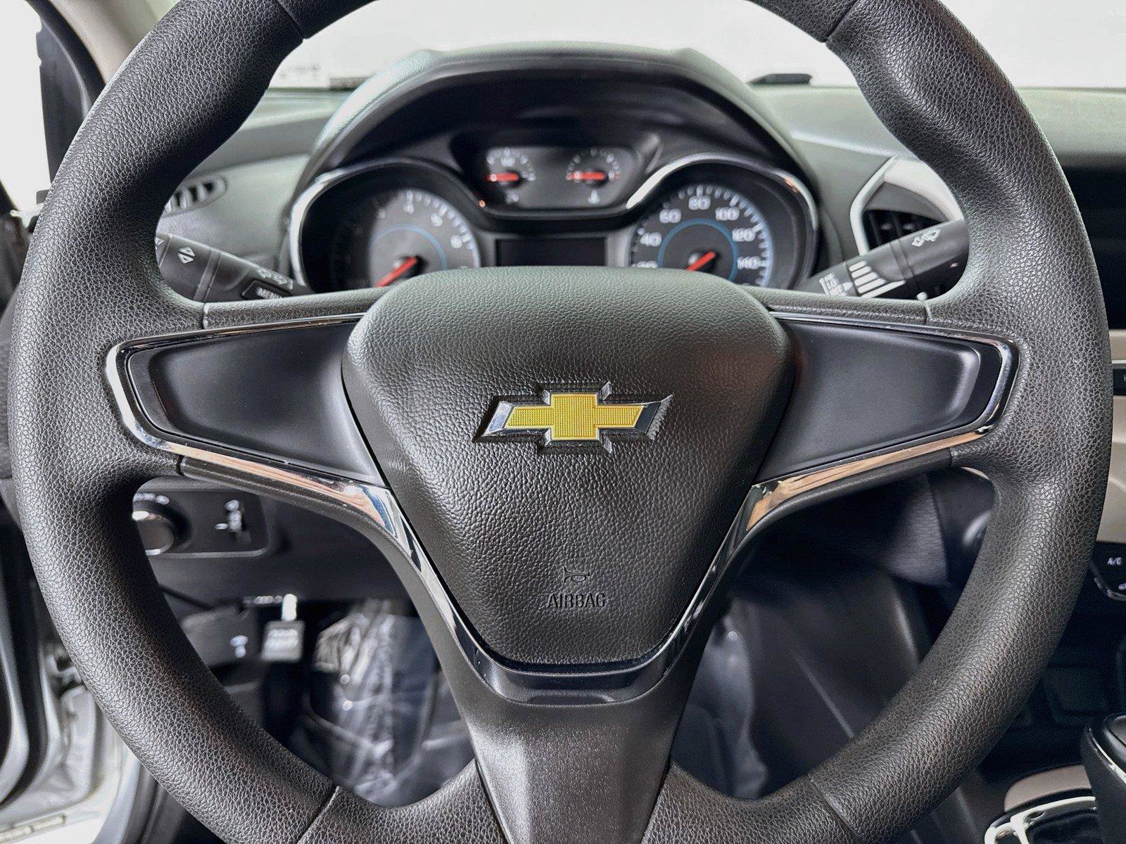 Used 2018 Chevrolet Cruze LS FWD image 14