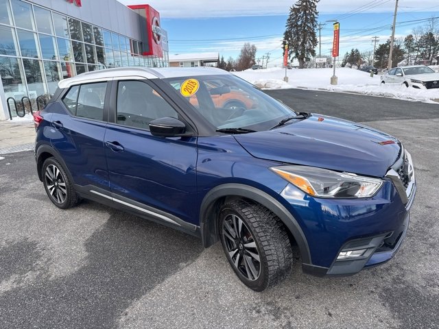 Used 2018 Nissan Kicks SR w/ Premium Package image 3