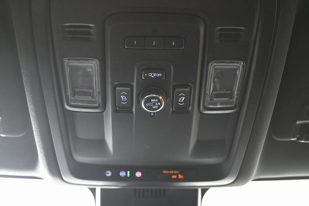 Used 2024 Chevrolet Tahoe RST w/ RST Performance Edition image 34