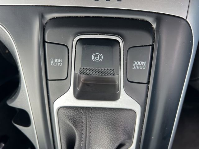 Used 2024 Kia Carnival LX FWD image 24