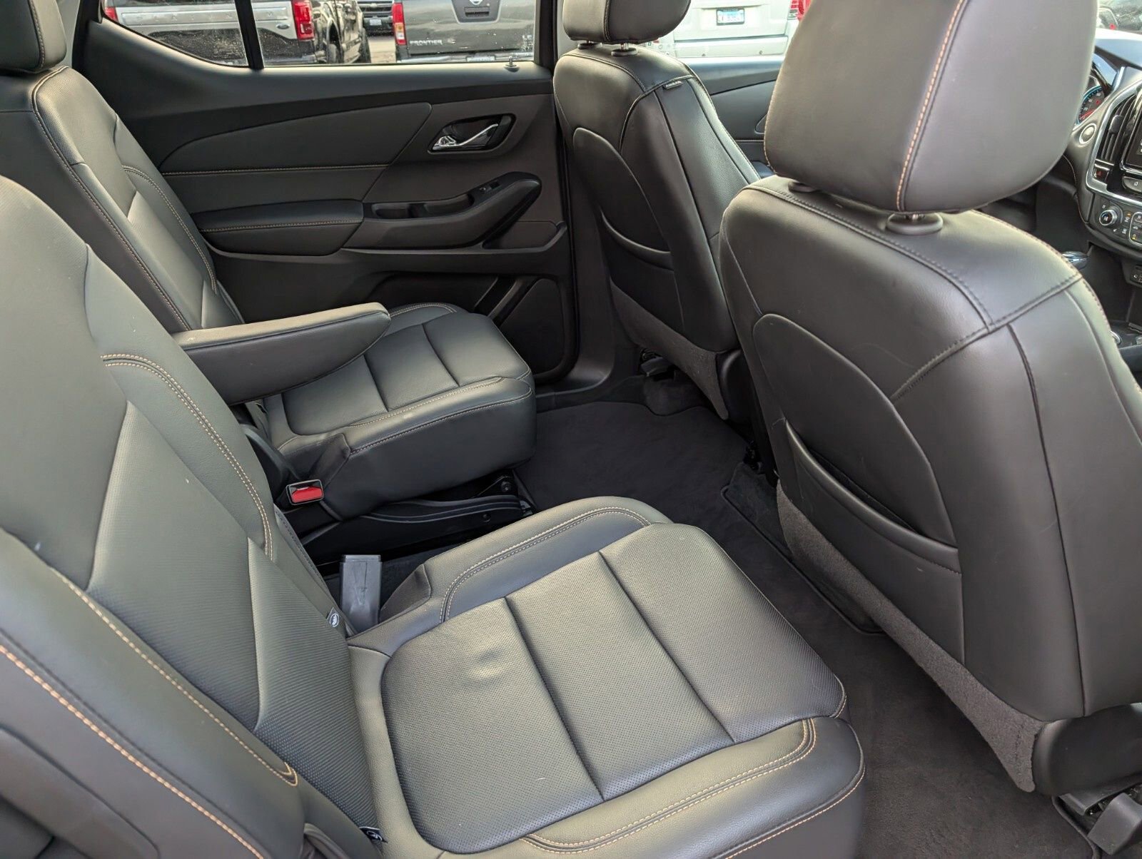 Used 2020 Chevrolet Traverse Premier w/ Redline Edition image 28