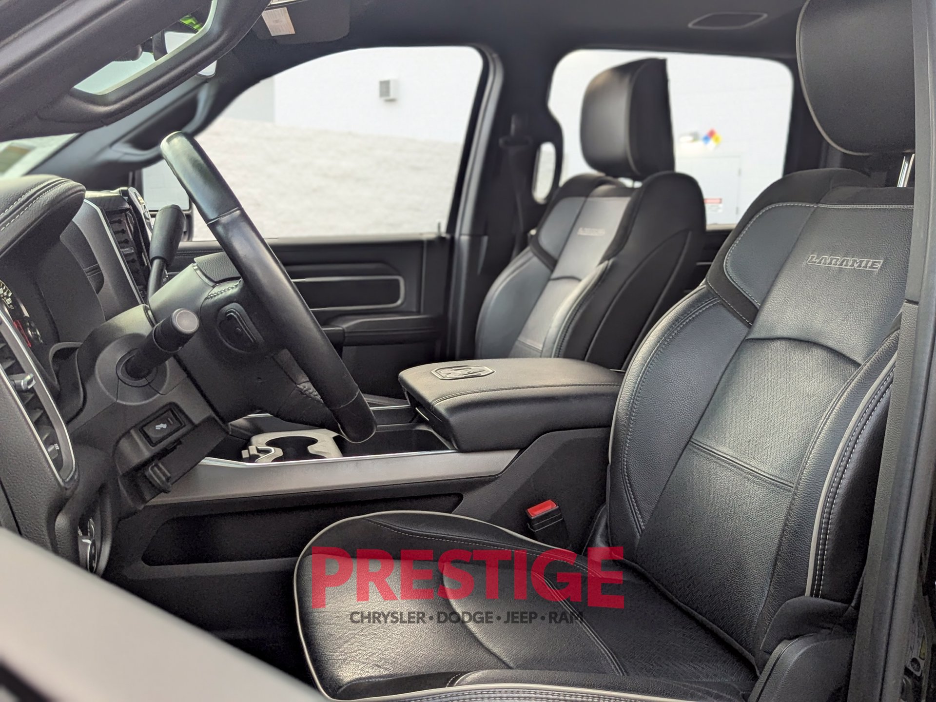 Used 2023 RAM 3500 Laramie AWD/4WD image 31