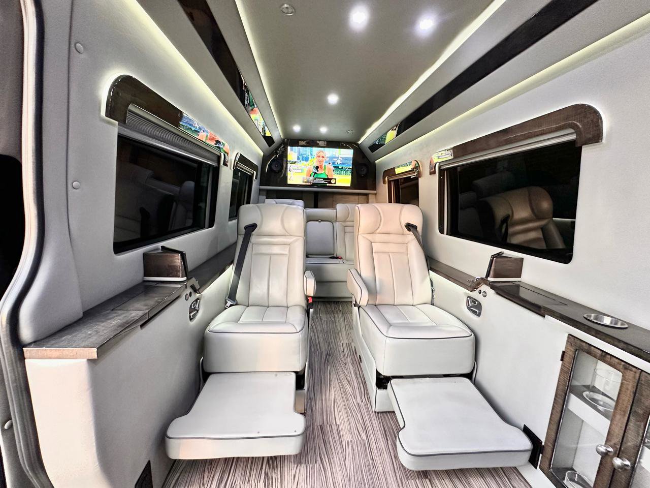 Used 2015 Mercedes-Benz Sprinter 2500 w/ Active Safety Plus Package image 77