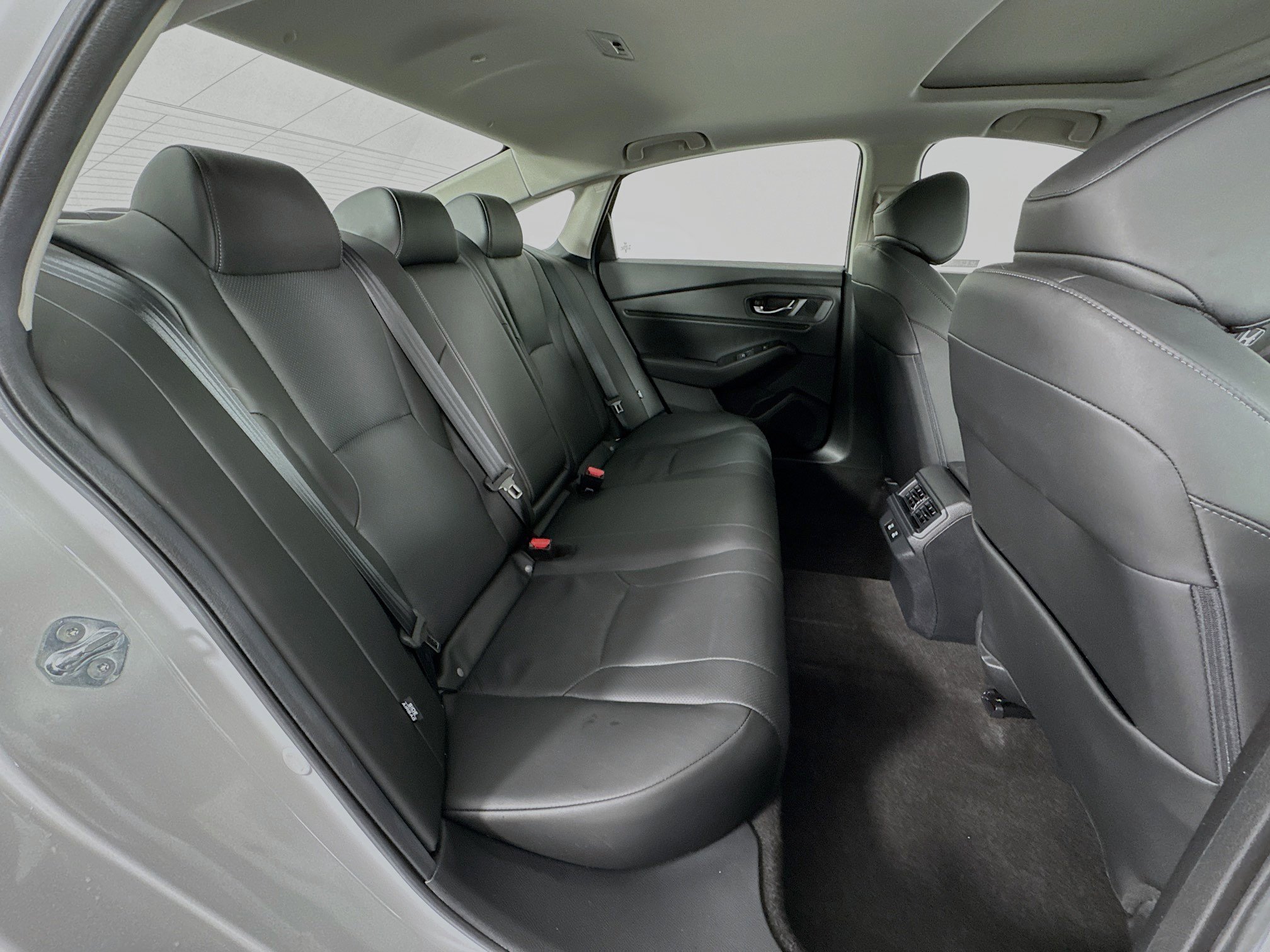 Certified 2025 Honda Accord Touring image 28