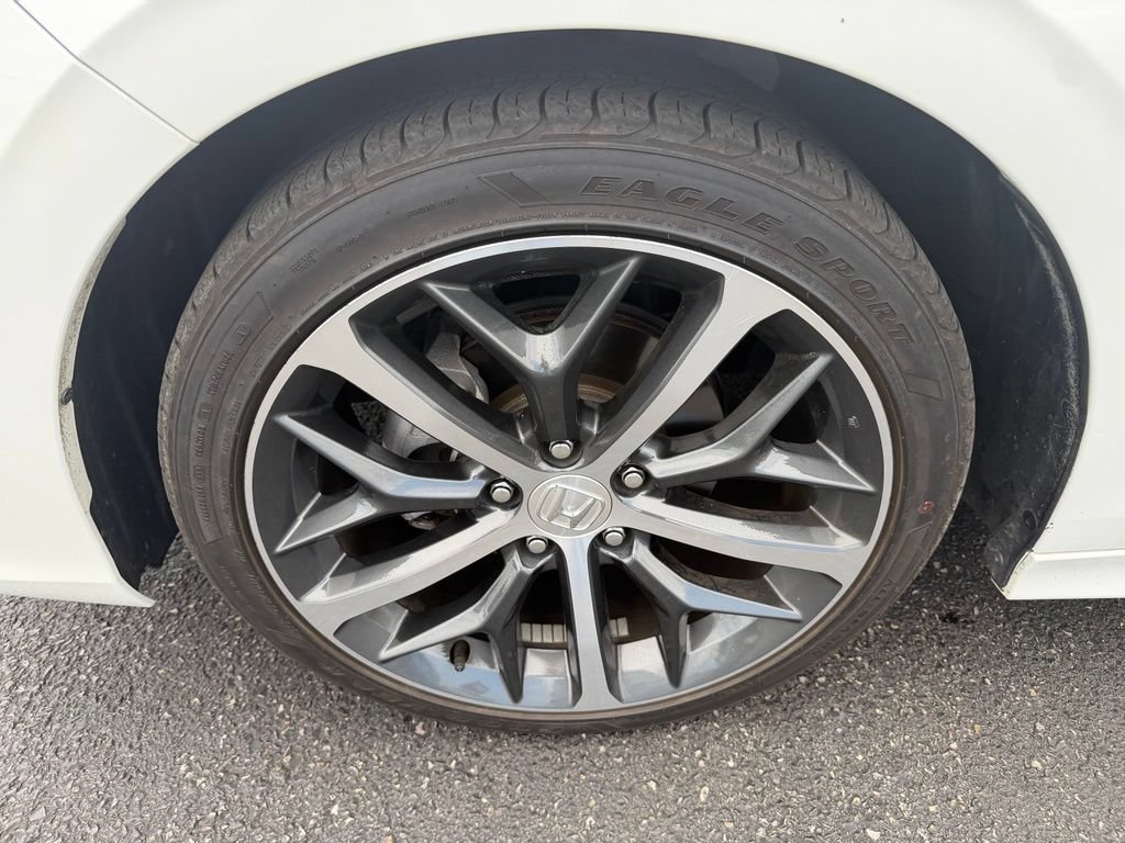 Used 2024 Honda Civic Touring image 11