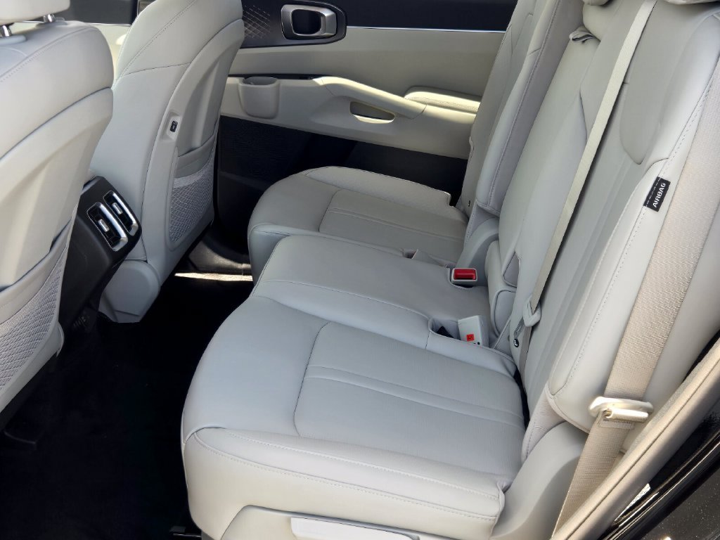 New 2026 Kia Sorento EX FWD image 9