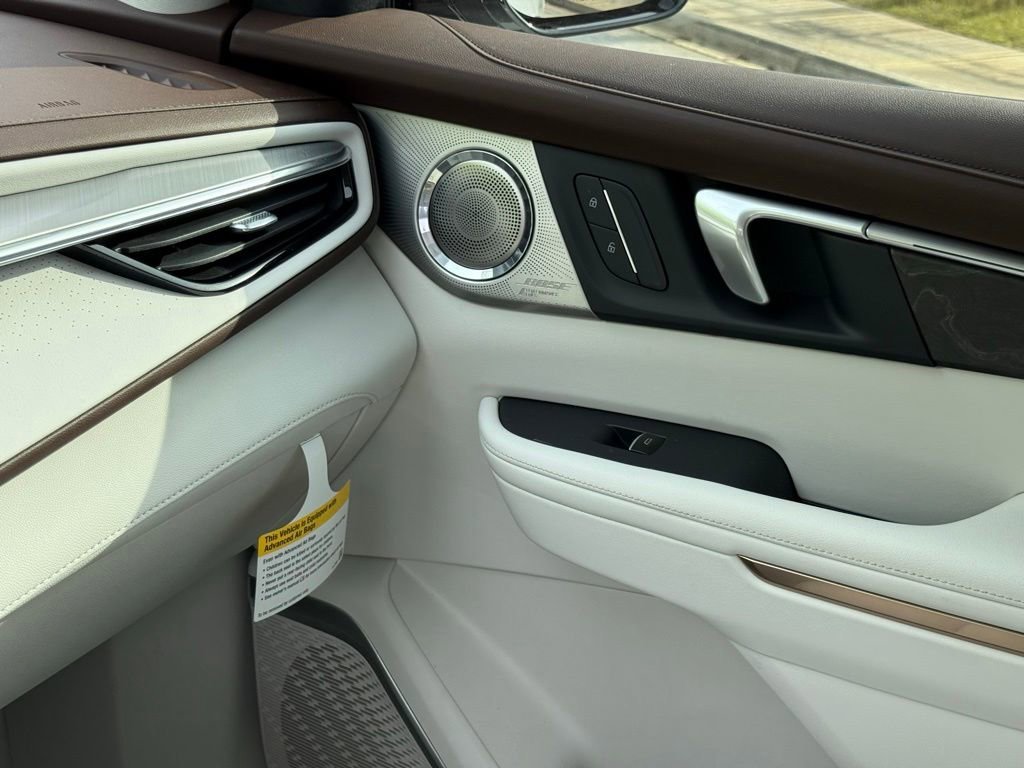 New 2026 Buick Enclave Avenir w/ Super Cruise Package FWD image 34