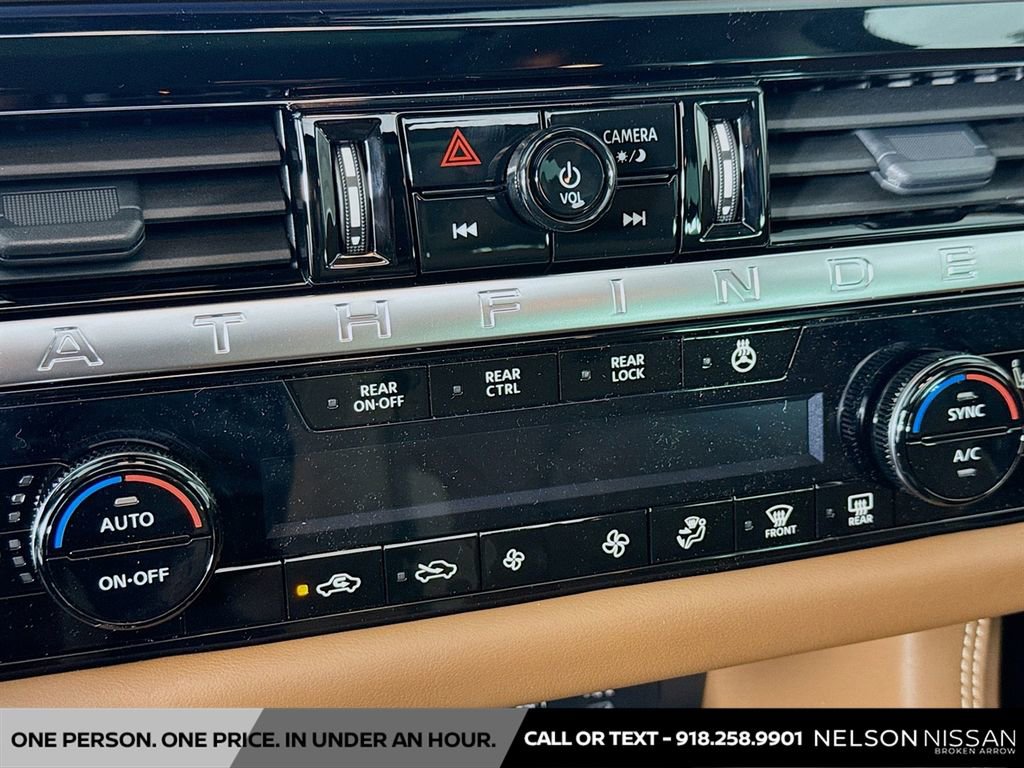 New 2026 Nissan Pathfinder Platinum image 15